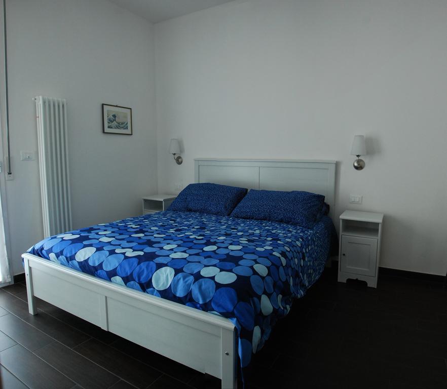 Casa Vacanze Aurora Centro Rímini Habitación foto