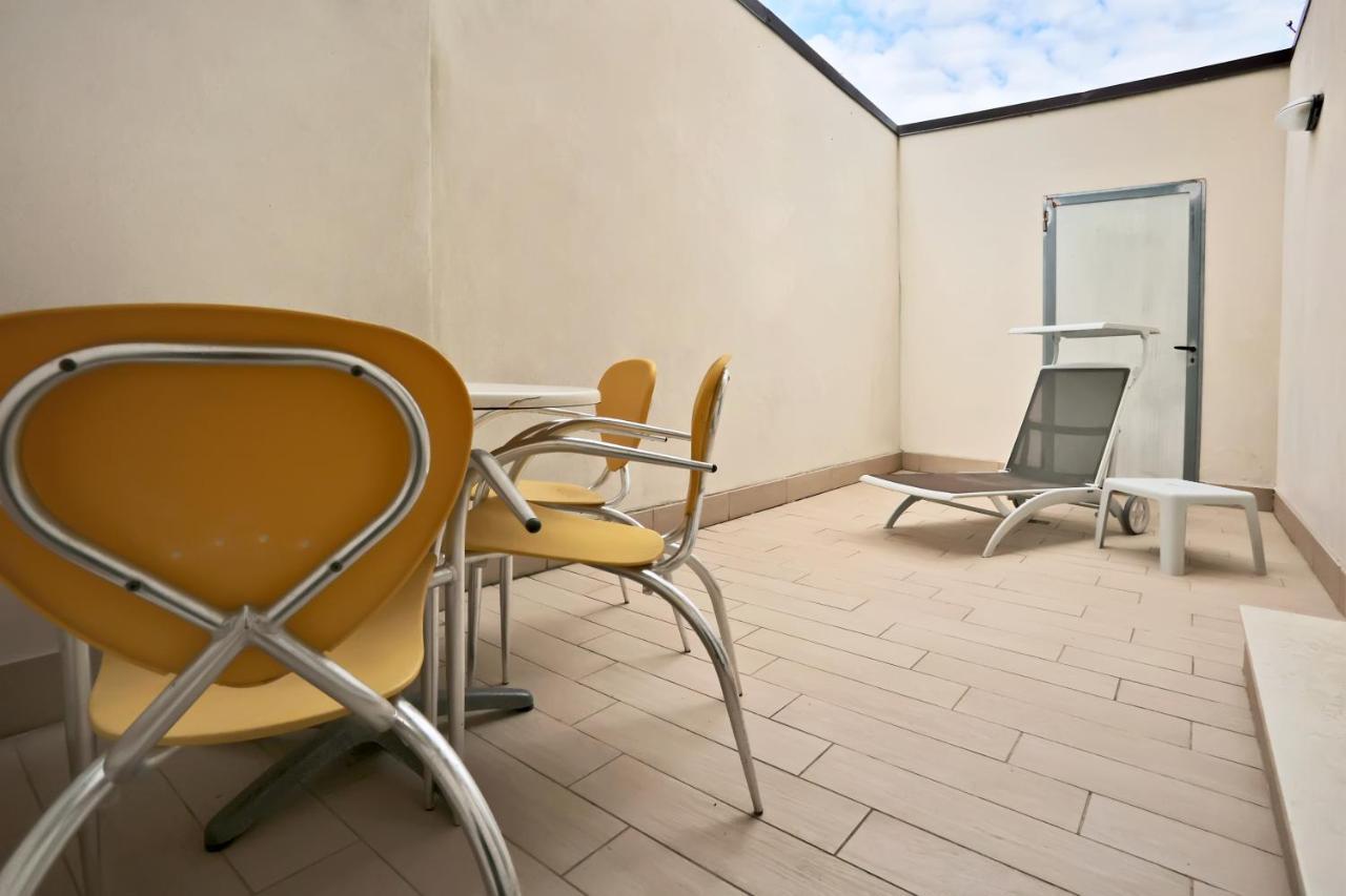 Casa Vacanze Aurora Centro Rímini Exterior foto
